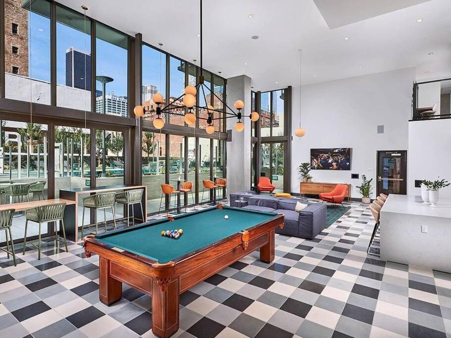 Top Floor High Rise 3 Bed Dtla Skyscraper Penthouse 洛杉矶 外观 照片